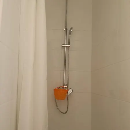 Central And New Flat Apartment Lisbon